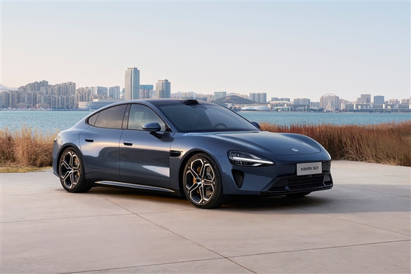 線上賭場：特斯拉宣佈星空灰車漆免費 雷軍：小米SU7最好看的三種顔色免費