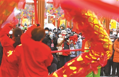 齐聚冰雪夏都 舞动美丽延庆