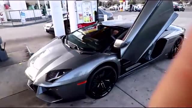 {HMG}(兰博基尼大牛最便宜多少钱一辆) {HMG}(兰博基尼大牛最便宜多少钱一辆)