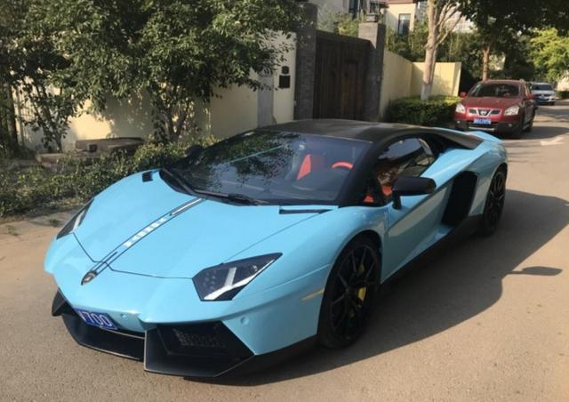 {HMG}(兰博基尼大牛最便宜多少钱一辆) {HMG}(兰博基尼大牛最便宜多少钱一辆)