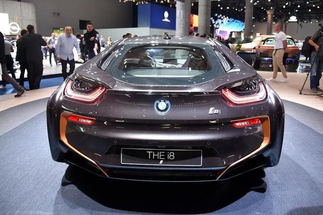 {老虎機}(为什么宝马i8是三缸机还这么贵)